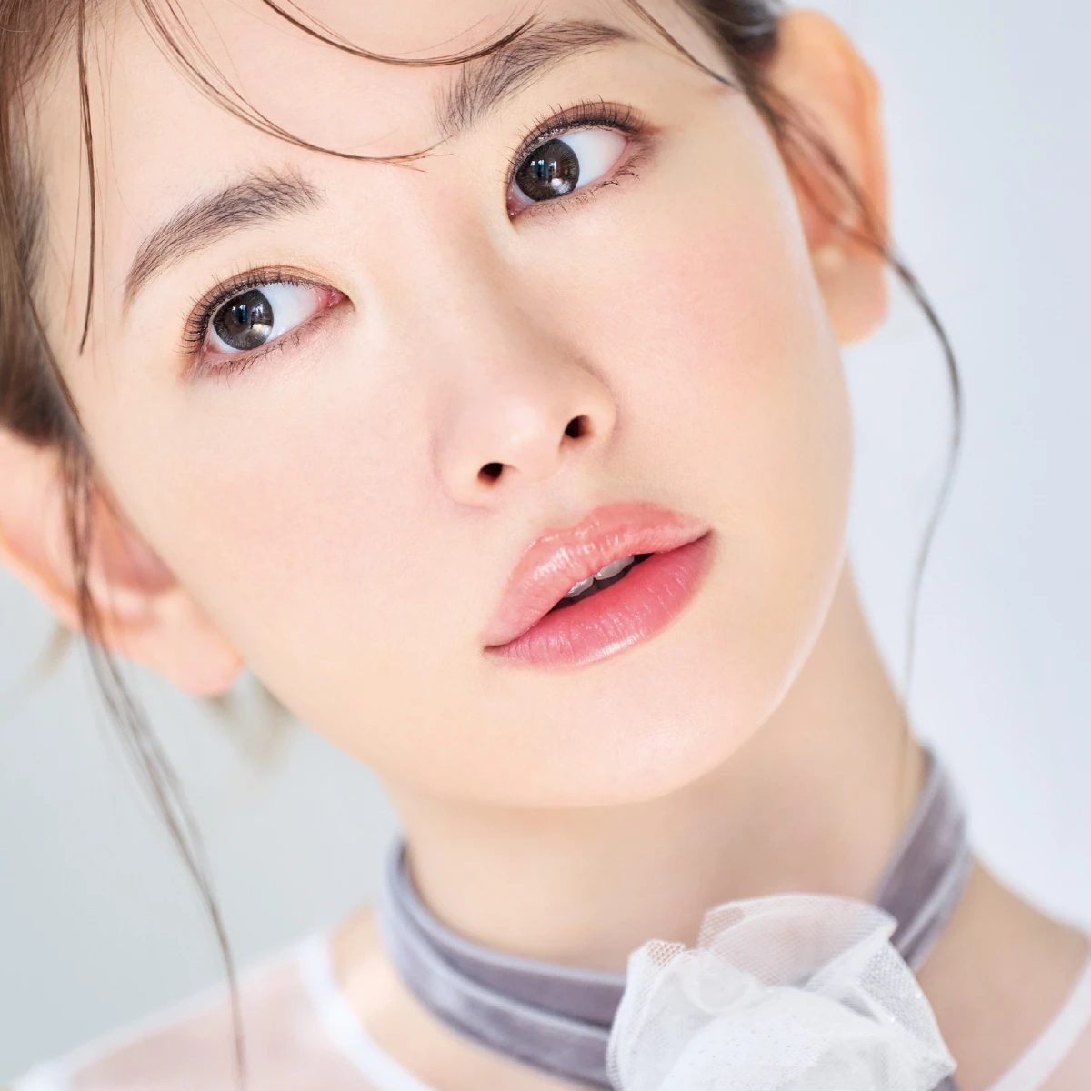 こじはる流スキンケア最新版。愛用コスメから通っているクリニックまで、今の定番を公開！