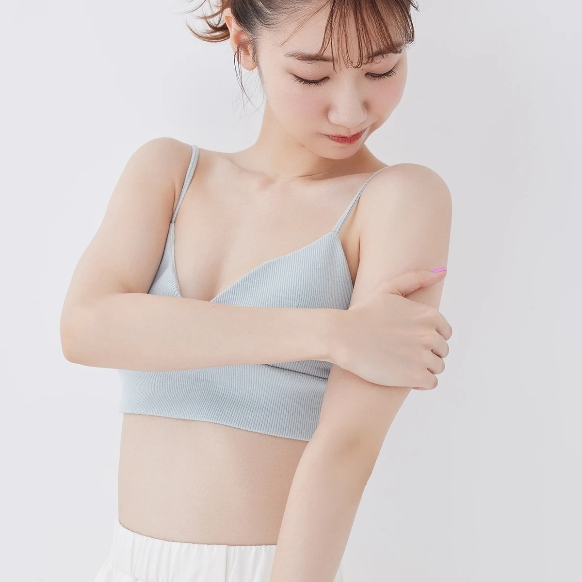 うつ伏せる に関する記事 Happy Plus One ハピプラワン