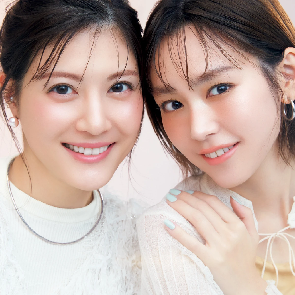 佐藤ありさ×桐谷美玲、仲良しコンビが魅せる春の美女メイク。注目コスメで新しい顔に変身！
