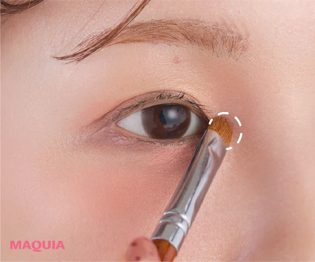 ケイト バウンシーチークシャドウ OR-1 骨格操作メイク STEP4