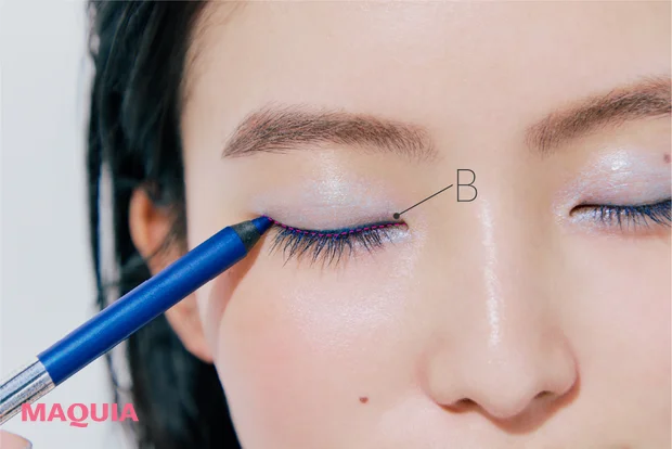 メイクアップフォーエバー アクアレジスト カラーペンシル 08　塗り方　シングルアイシャドウ　ヘア＆メイク　辻村友貴恵　ブルーアイシャドウ　アイメイク　小川季奈　似合う　使い方