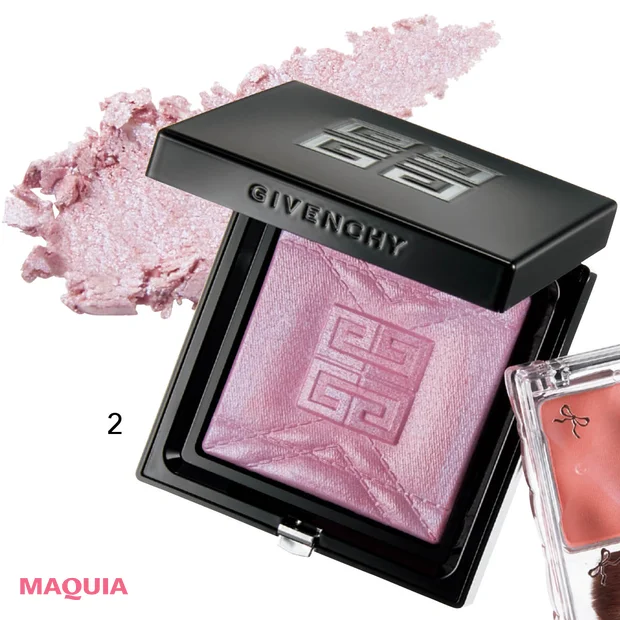 多幸感メイク チークの入れ方ハウツー　ジバンシイ プリズム・リーブル・デュアルトーン・ハイライター 001