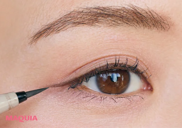 森香澄 仕事帰りでも華やかな雰囲気がほしいときのメイク直し方法 アイライン