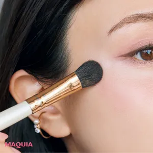 森香澄 仕事帰りでも華やかな雰囲気がほしいときのメイク直し方法 ラベンダーハイライト