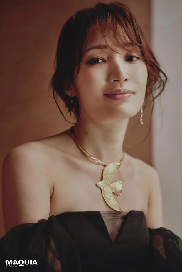 望海風斗　宝塚歌劇団　雪組　トップスター　ポートレート