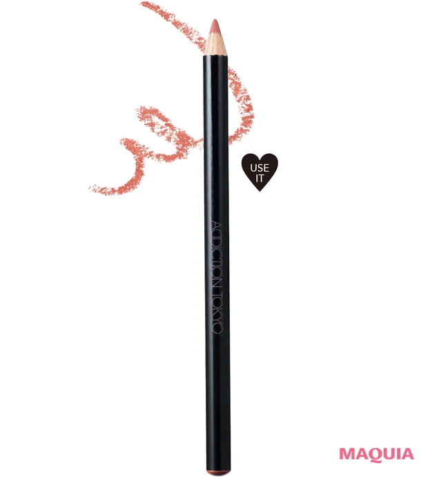 イガリシノブさんの大人可愛いメイク おすすめコスメ アディクション ザ リップペンシル 012 Plump Peach