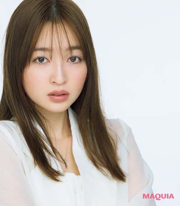 多幸感リップメイク やり方ハウツー　山なしオーバーリップでコンサバを洗練させる