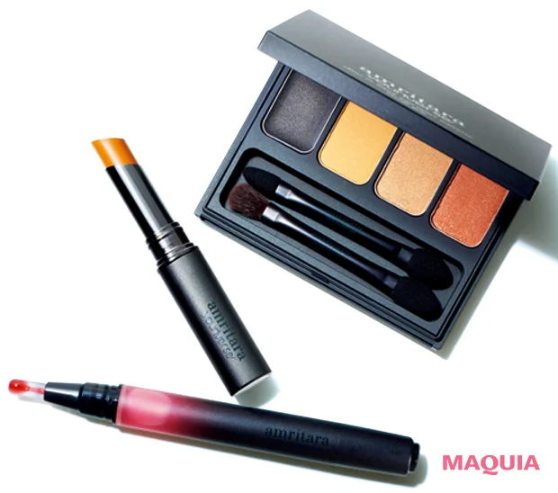 2026年最新作・新発売おすすめコスメ (上から)マンダラ アイ パレット イエロースワール、アカシックアミュレットルージュ、プラーナ リップグロス シコン