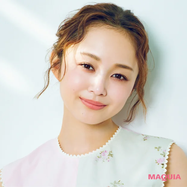 ヘア＆メイク 岡田知子さんが元宝塚歌劇団 舞空瞳さんをメイク 唇はあえてのマットに