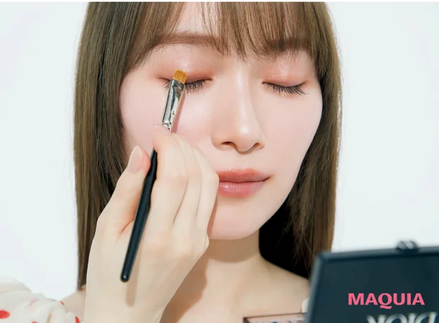 櫻坂46 守屋麗奈さん（れなぁ） リアル愛用コスメでセルフメイク アイシャドウ