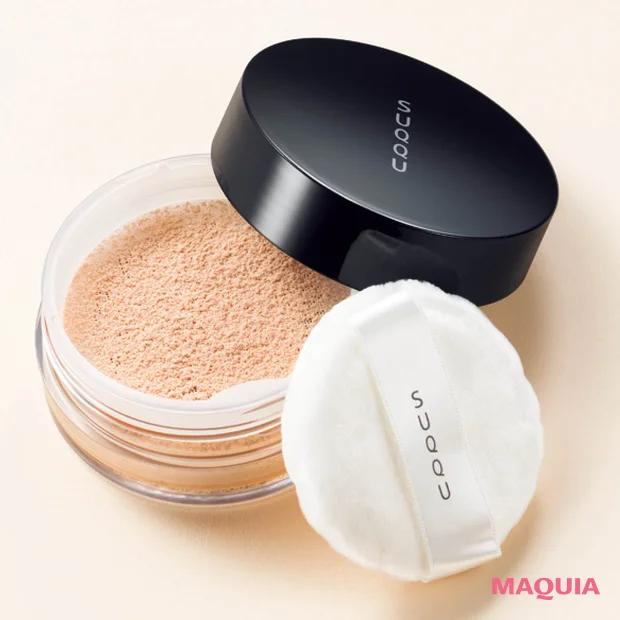 2026最新 ヘア＆メイク 長井かおりさんおすすめのパウダー SUQQU オイル リッチ グロウ ルース パウダー e 01