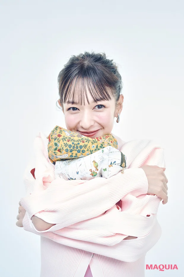 森絵梨佳 しゃべる森絵梨佳ちゃんねる　ポーチの中身　手作りポーチ