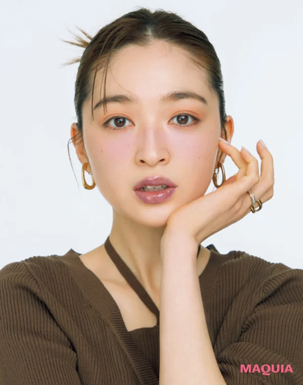 多幸感リップメイク やり方ハウツー　厚膜グロスでジューシーな球体唇に