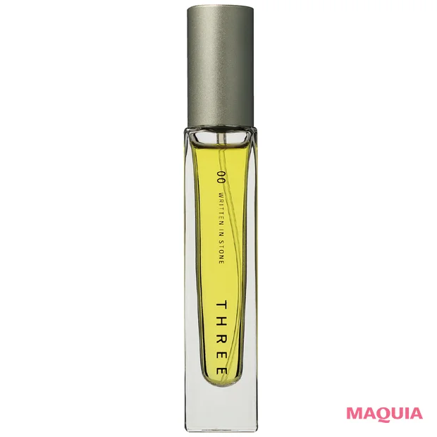 なにわ男子 大西流星さん(りゅちぇ)が愛用するおすすめコスメ THREE エッセンシャルセンツ R 00