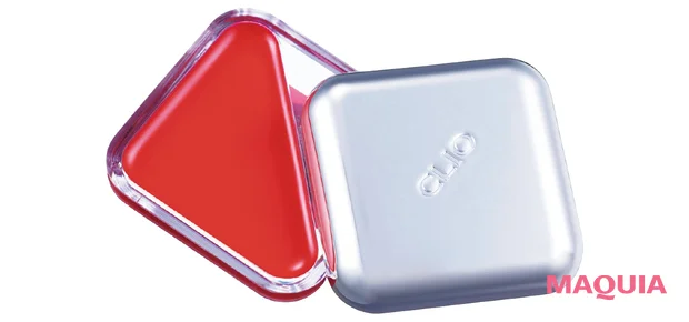 ツヤレッドのリップ＆チークコスメにおすすめのメイク CLIO エッセンシャルリップチークタップ 06