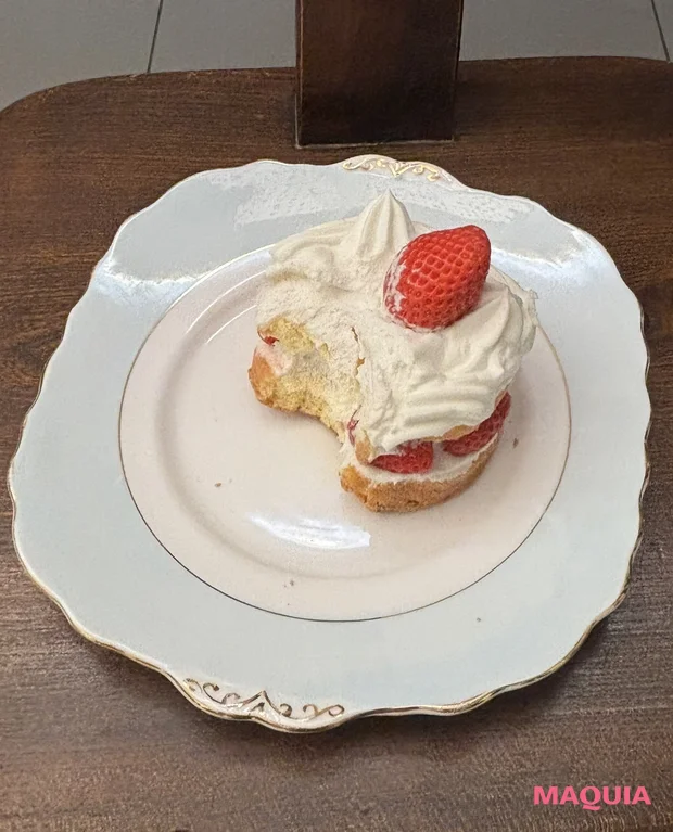 篠塚大輝　timelesz　タイムレス　MAQUIA6月号増刊号表紙　ケーキ　歯型