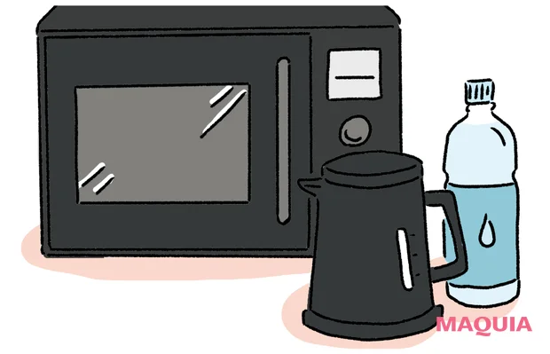 白湯をミネラルウォーターで作るなら　電気ケトルや電子レンジでOK