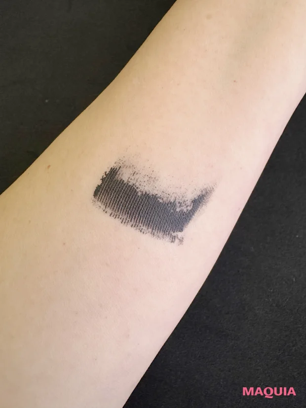 マキア 推しコス エクシア グランフォルテ マスカラ スウォッチ