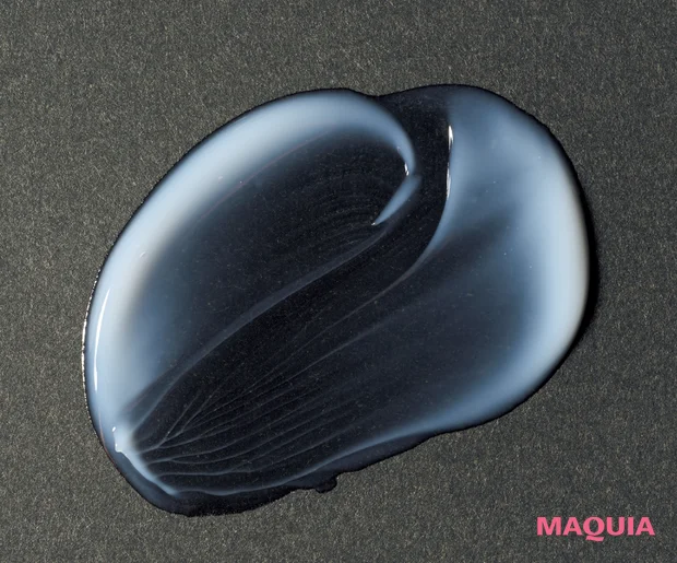 マキア ブライトニング・UVグランプリ ジェル・クリーム部門 ディセンシアホワイト スパイク-VC クリーム 塗り広げたときの状態