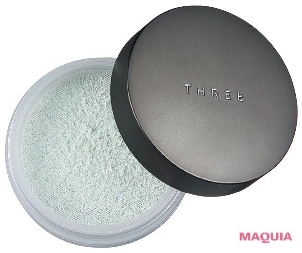 ヘア&メイク 福岡玲衣さんおすすめの2026年春ベースメイク THREE アドバンスドエシリアルスムースオペレーター ルースパウダー