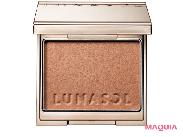 ヘア＆メイク イガリシノブさんおすすめの平成メイクコスメ　ルナソル カラーリングブリーズ 07