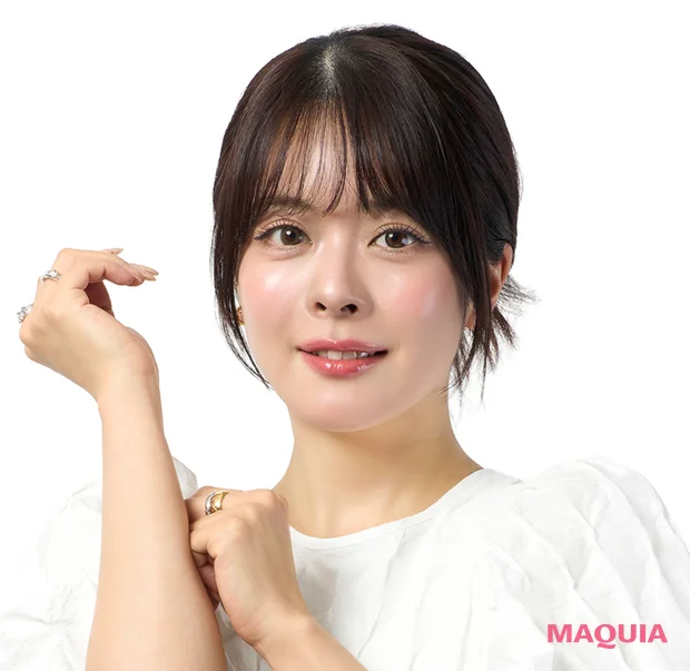 ももち　牛江桃子　マキアTOPビューティーズ