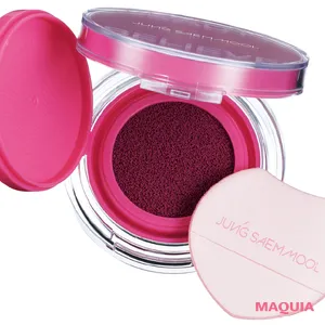 プラムカラーのリップ＆チークコスメにおすすめのメイク ジョンセンムル アーティストクッションブラッシュ プロップベリー