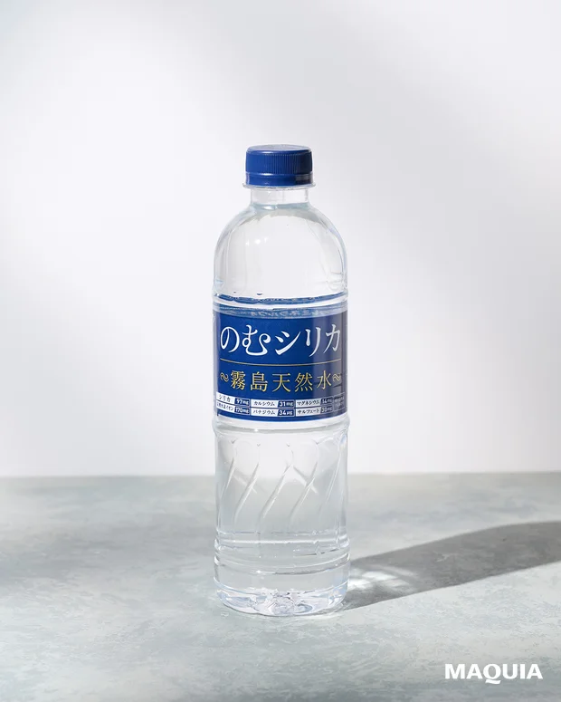 美容　水　ミネラルウォーター　飲むシリカ　シリカ水