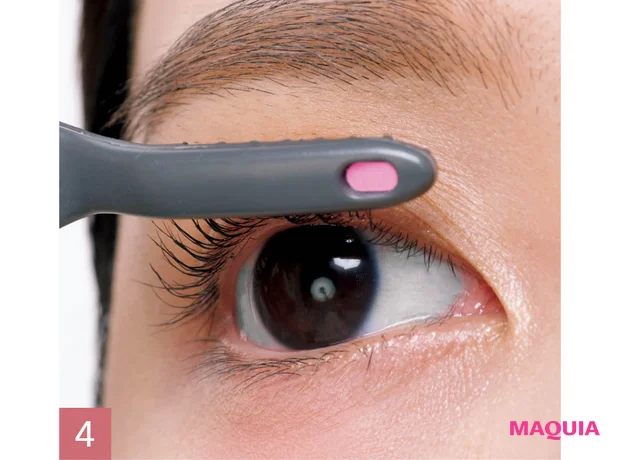 佐々木れな アイドルまつ毛 作り方 ホットビューラーでカール