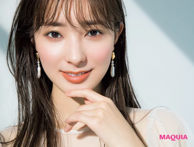 ニュアンスカラーEYEなら締めなくても美人印象アップ