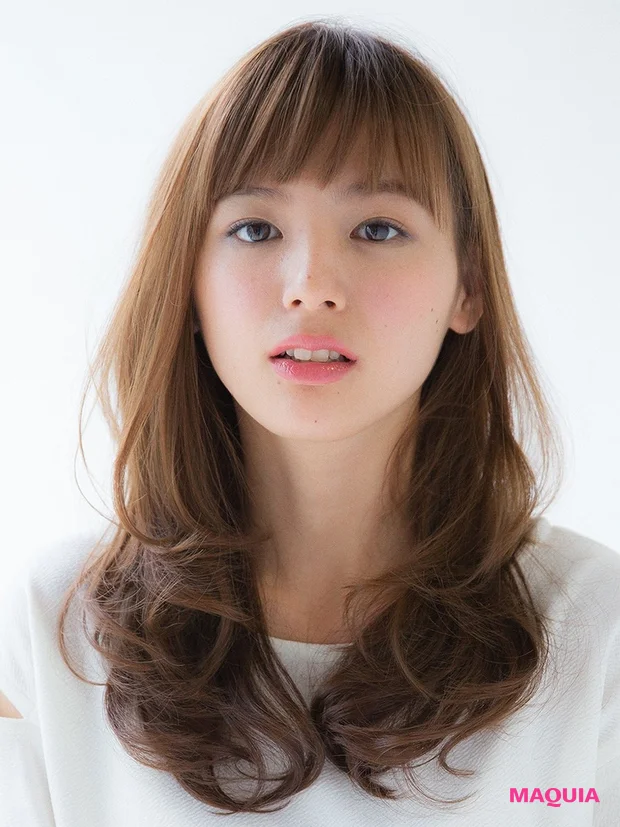 大人スウィートなふんわりロングは、レイヤー×大きめカールが決め手！