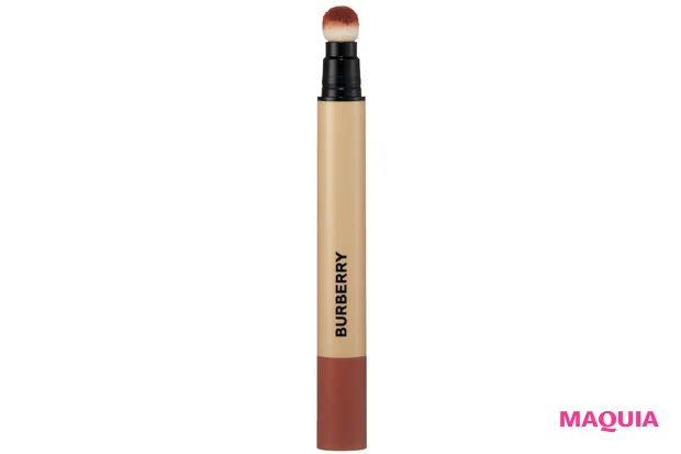 色移り実験 落ちないリップ バーバリー ビューティ ブリット マットリップ ヴェール 652