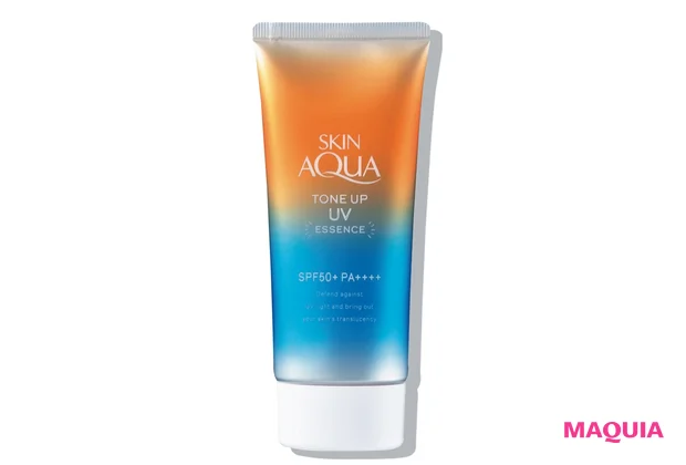 スキンアクア トーンアップUV エッセンス ラテベージュ SPF50+・PA++++ 80g ¥814(編集部調べ)/ロート製薬(限定品)