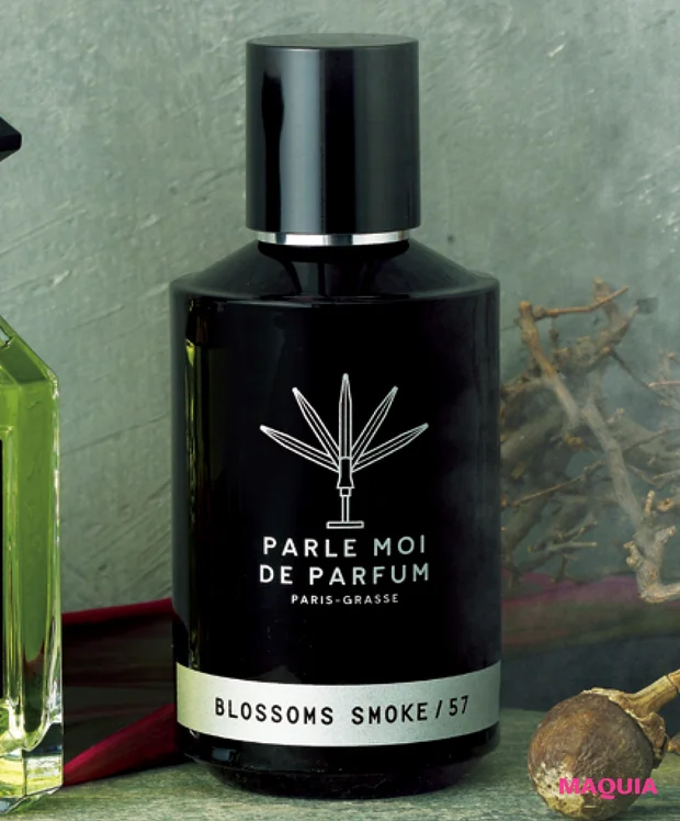 占い 2025年12月 ムーン・リーの開運フレグランス PARLE MOI DE PARFUM　パルル モア ドゥ パルファム ブロッサムズ スモーク オードパルファム