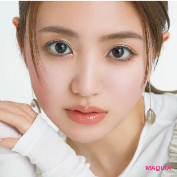 【春の透明感肌レシピ】あえて血色を抑えるメイクHOW TO!涼やか肌がトレンド