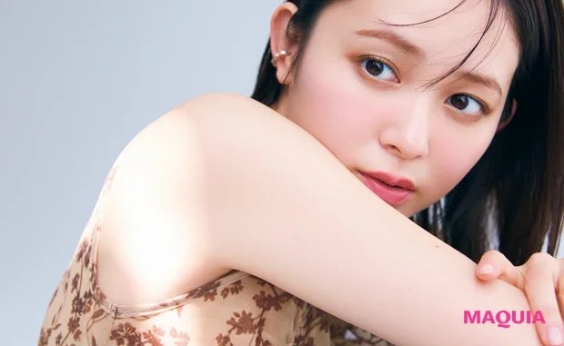 レブロンのラメ入りブラウンパレットで魅せる、夏の3フェイス。プチプラでここまで盛れる！
【MAQUIAプチプラコスメグランプリ2025】_5