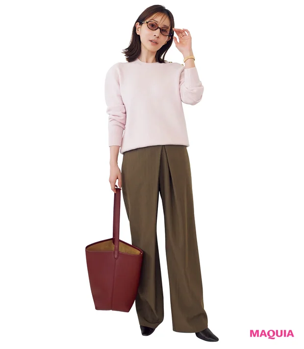 田中みな実の私服 ボッテガ・ヴェネタのトップスにmiumiuのシューズをコーディネート