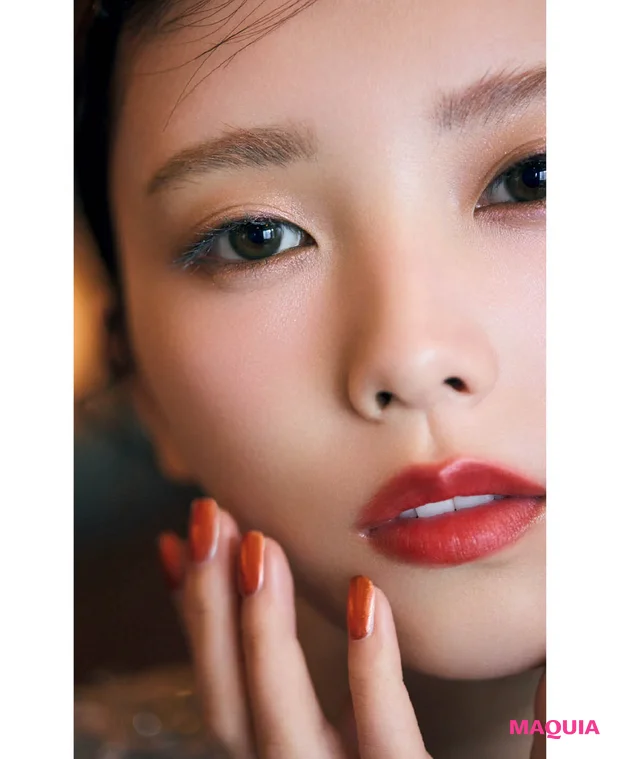 元乃木坂46　与田祐希 ホリデーコスメ デートメイク 仕上がり 正面