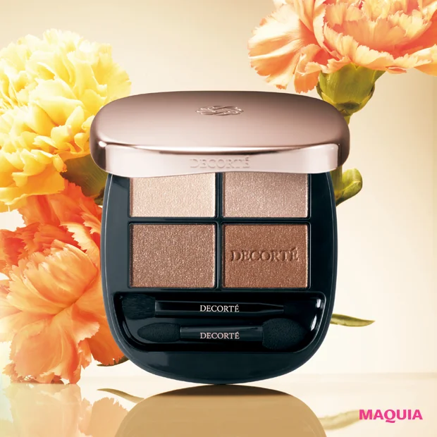 マキア 年間ベストコスメ2025 メイクアップ部門3位　コスメデコルテ　スキンシャドウ デザイニング パレット 01