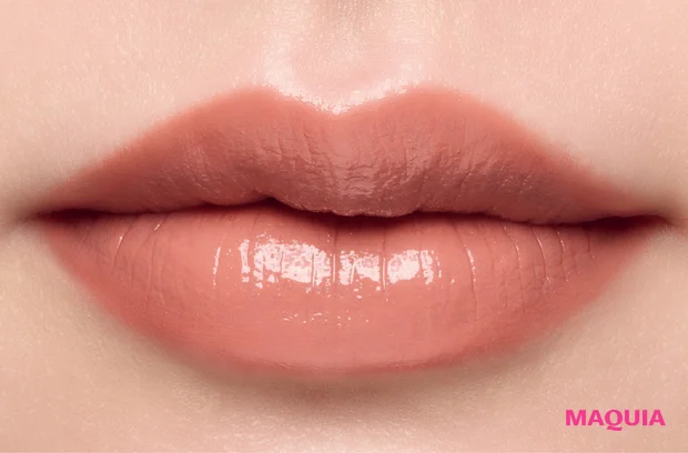 マキアベストコスメ2025下半期 1位 ディオール 　ルージュ ディオール オン ステージ 120をブルベがスウォッチ