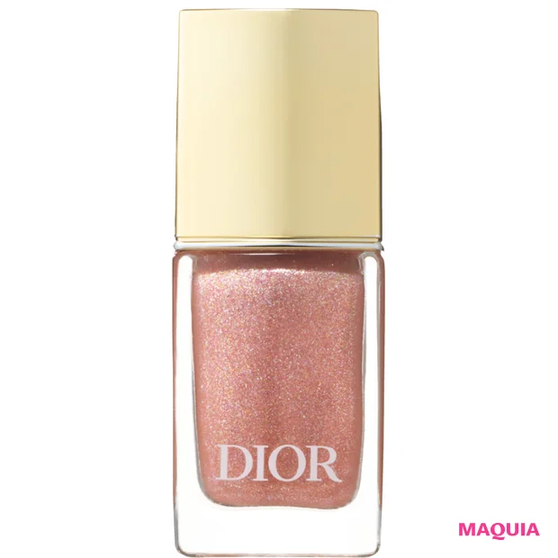 田中みな実 ネイル MAQUIA(マキア) 1月号 表紙 使用コスメ ディオール ヴェルニ トップコート 124