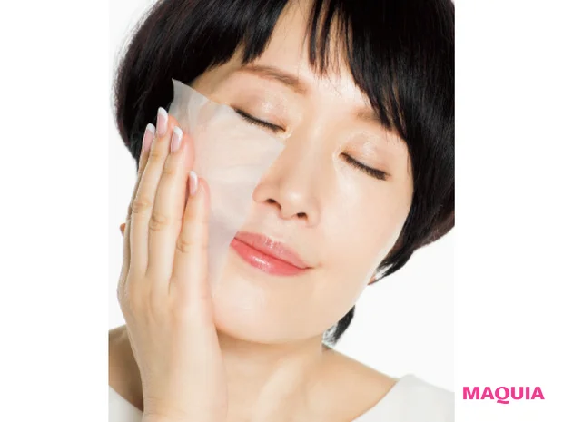 Aオフィシーヌ・ユニヴェルセル・ビュリー イオナイズド・クレンジングウォーター・シングル 200ml ¥5060/ビュリー ジャパン Bアドバンスト 120ml ¥9900、Cグロウ 80g ¥8800/ソフィスタンス