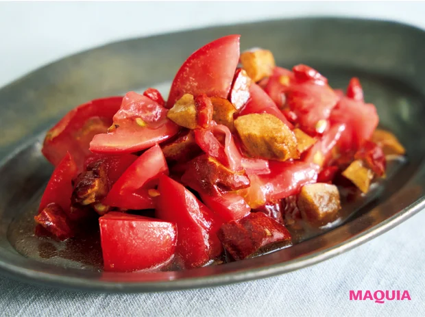 マキア 夏バテ 食べ物 レシピ 薬膳 トマトの赤いサラダ