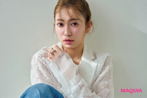 MAQUIA4月号付録に、b idol「ちゅるるんグロス」限定色ミニサイズが！ 吉田朱里さんが挑戦する「ちゅるるんグロス」メイクも_4