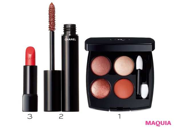 1レ キャトル オンブル 372 ¥6900、2ル ヴォリューム ドゥ シャネル 120 ¥4200、3ルージュ アリュール ヴェルヴェット エクストレム 136 ¥4200/シャネル(すべて2021/1/8限定発売)