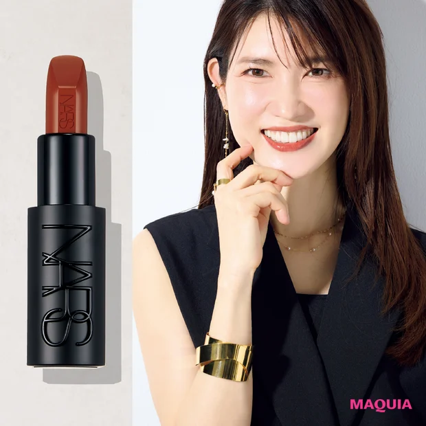 医師・友利 新先生の落ちないリップ。診察時はピンク、夜の外出にはディープブラウンが鉄板!