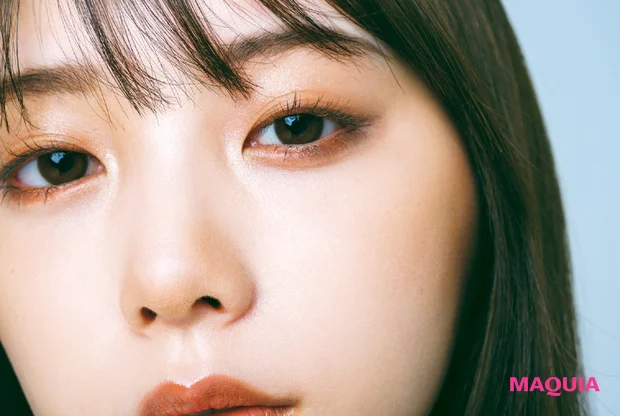 与田祐希さんがなりたい“私”。「大人っぽく」は、オレンジのワントーンメイクで実現_3