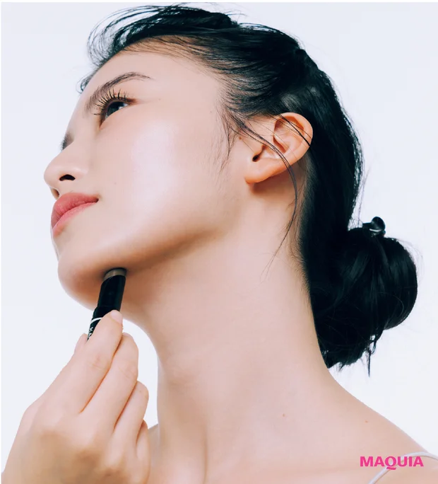 美容医療級のハリ肌を叶えるには、ハイライト&ローライトの塗り分けがカギ。使う順番も超重要!_11