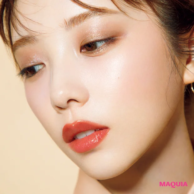 与田祐希さんがこなれ涼顔に。夏の定番、透けオレンジリップでヘルシーに！