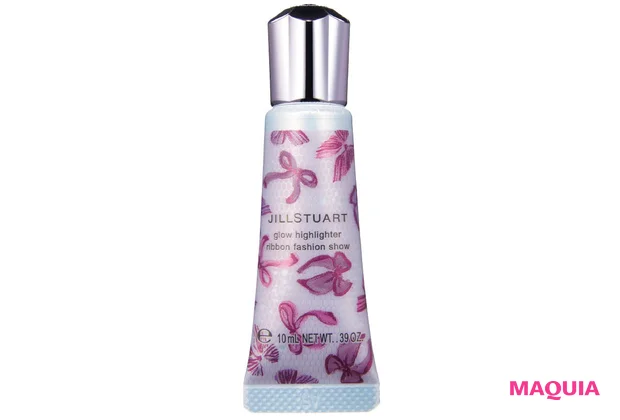 クリスマスコフレ 2025 ジルスチュアート リボンファッションショー コレクションに入っているグロウ ハイライター リボンファッションショー